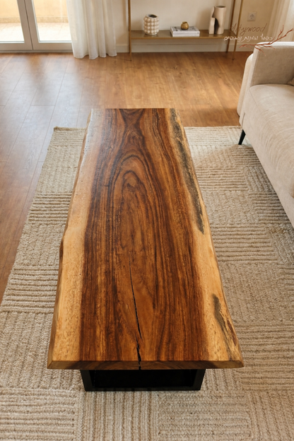 שולחן מעץ "מונקיפוד" טבעי