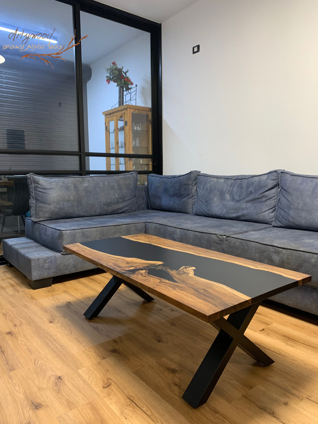 שולחנות סלון / פינות אוכל בהתאמה אישית